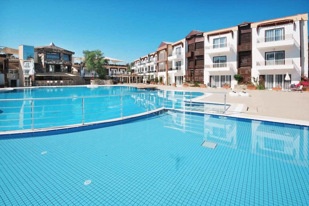 Bitez Risa Hotel Экстерьер фото